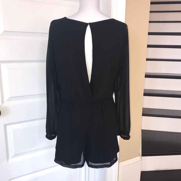 Express Romper - Picture 2 of 4